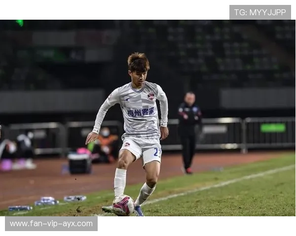 从青训到豪门：三个年轻人的逆流而上故事